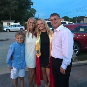 Meet your Posher, Angie